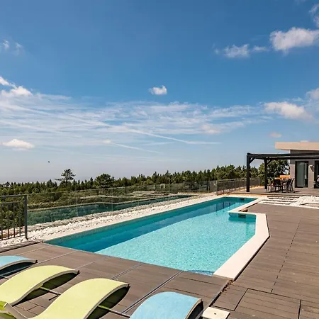 Villa Monchique モンシケ