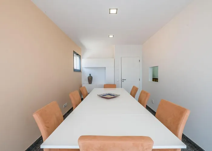 Villa Monchique 몬시크