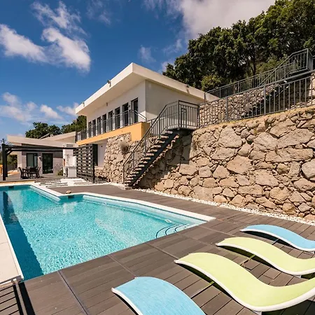 فيلة Villa Monchique *