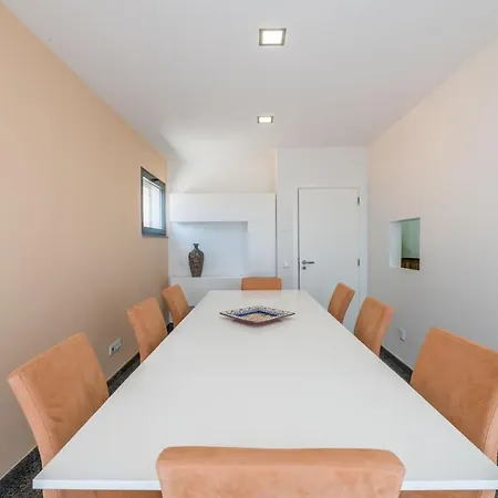 Villa Monchique مونشيك