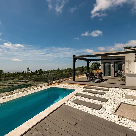 Villa Monchique مونشيك