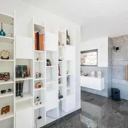 Villa Monchique فيلة مونشيك